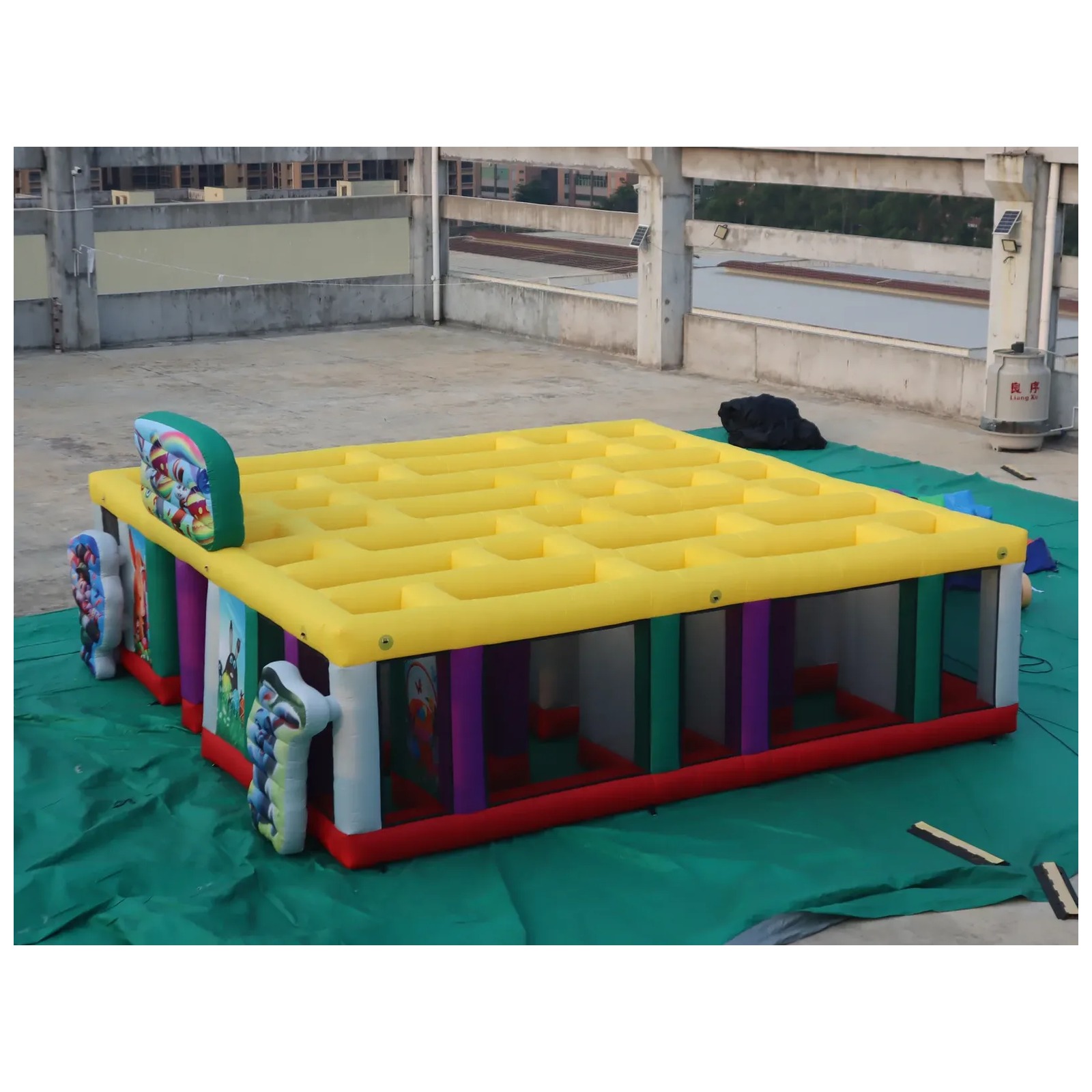 Mê cung bơm hơi mái vòm Phục S - đánh giá và giá Hunting Outdoor Game